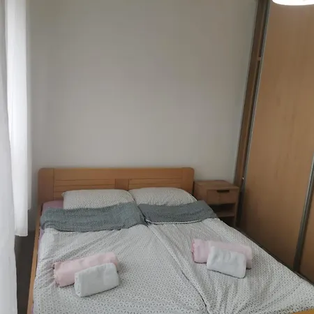 Petra Belvill Zumbul Apartment